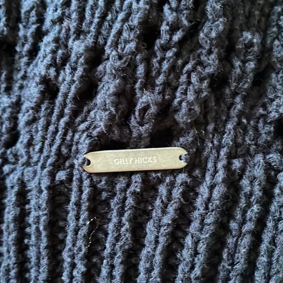 Gilly Hicks sweater! - Picture 4 of 4